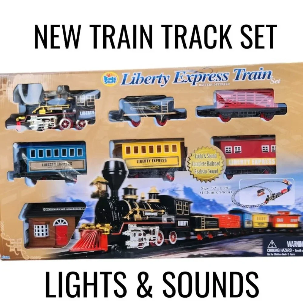 NEW Christmas Train Set 6 Car Locomotive Electronic Train Set Battery Operated L